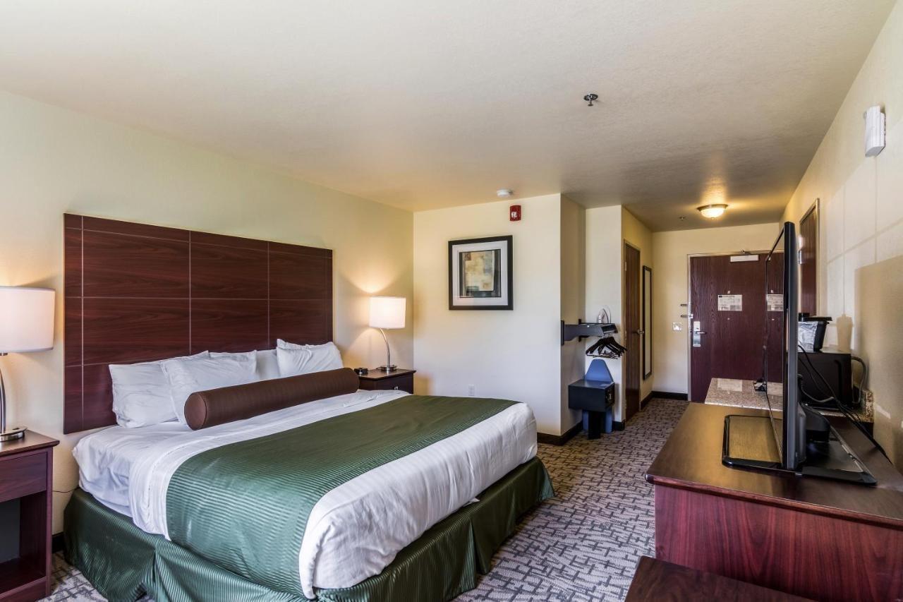 Cobblestone Inn & Suites - Barron Exteriör bild